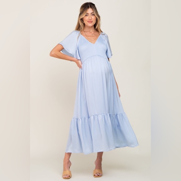 Pinkblush Dresses & Skirts - Pinkblush smocked satin flutter sleeve midi dress nwot